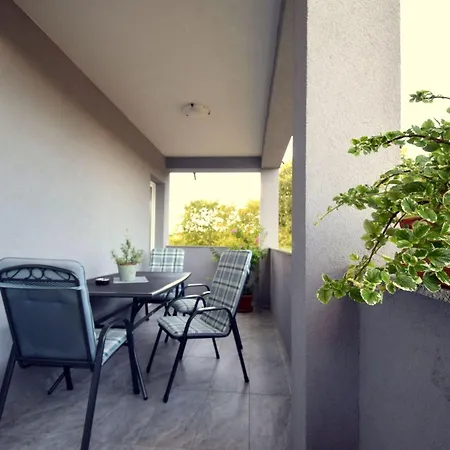 Cindric 1 By Interhome Apartment Gabonjin