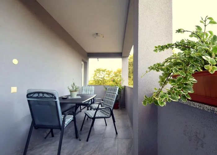 Cindric 1 By Interhome Apartment Gabonjin